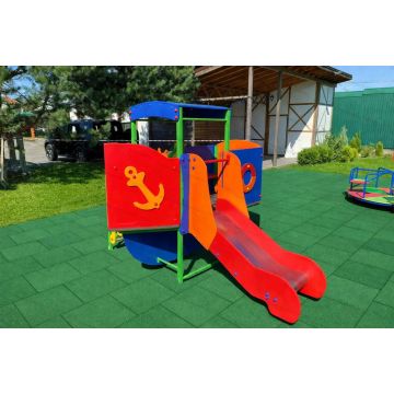 Горка - скат Кораблик