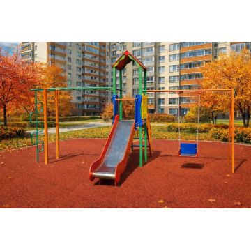 ДИК Австрия 03 с качелями и рукоходом