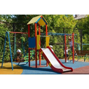 ДИК Австрия 03 с качелями и рукоходом