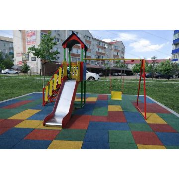 ДИК Австрия 01 с качелями