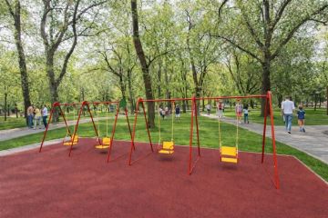 Качели Двухместные ⌀32 Стандарт на цепях