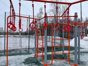 Спортивный комплекс Воркаут и тренажеры Шестигранник