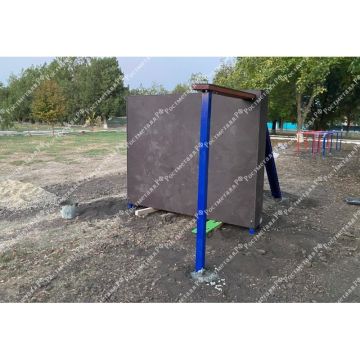 Забор с наклонной доской